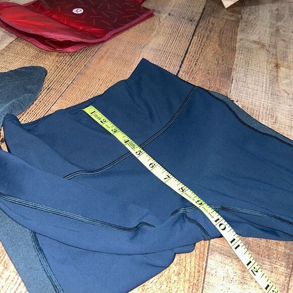 Lululemon Ready Set Go Crop (21")
Submarine size 4 - Picture 7 of 15